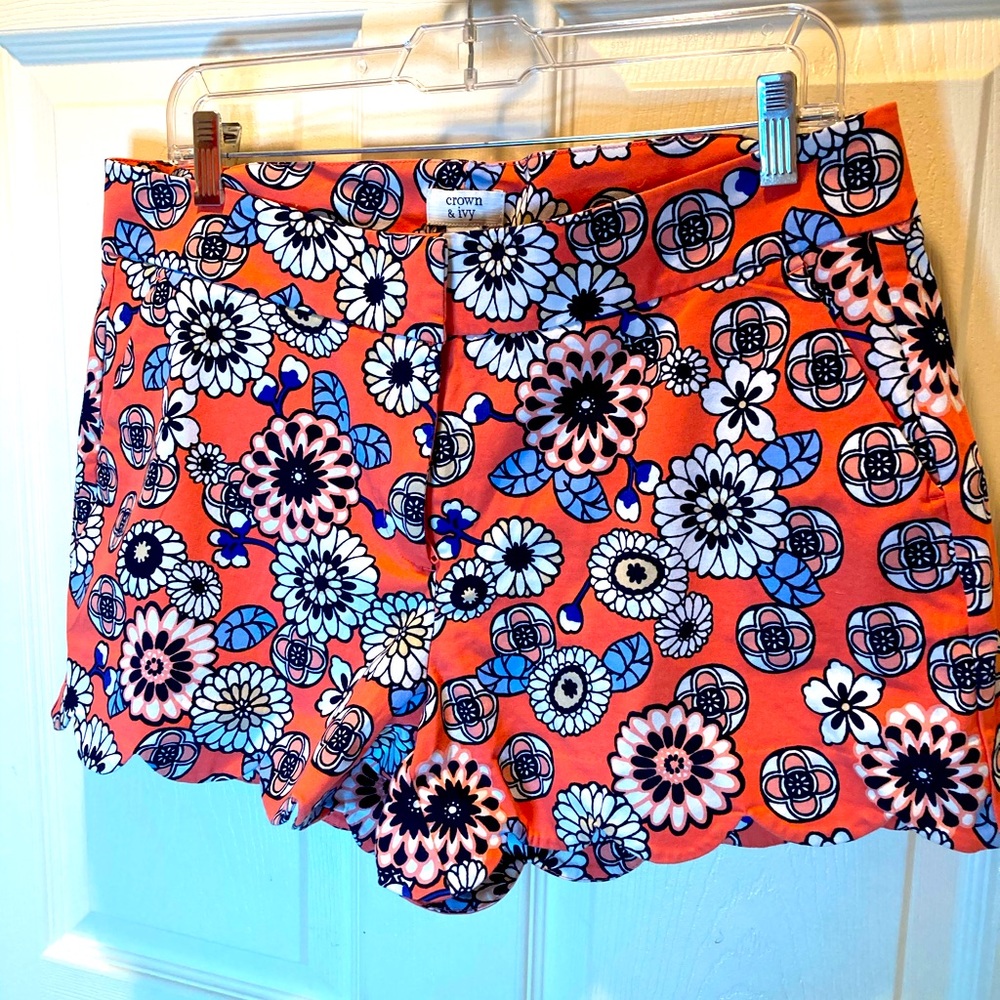 Nice scalloped shorts